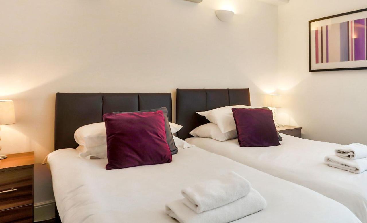 Montpellier Villa 첼튼엄 외부 사진